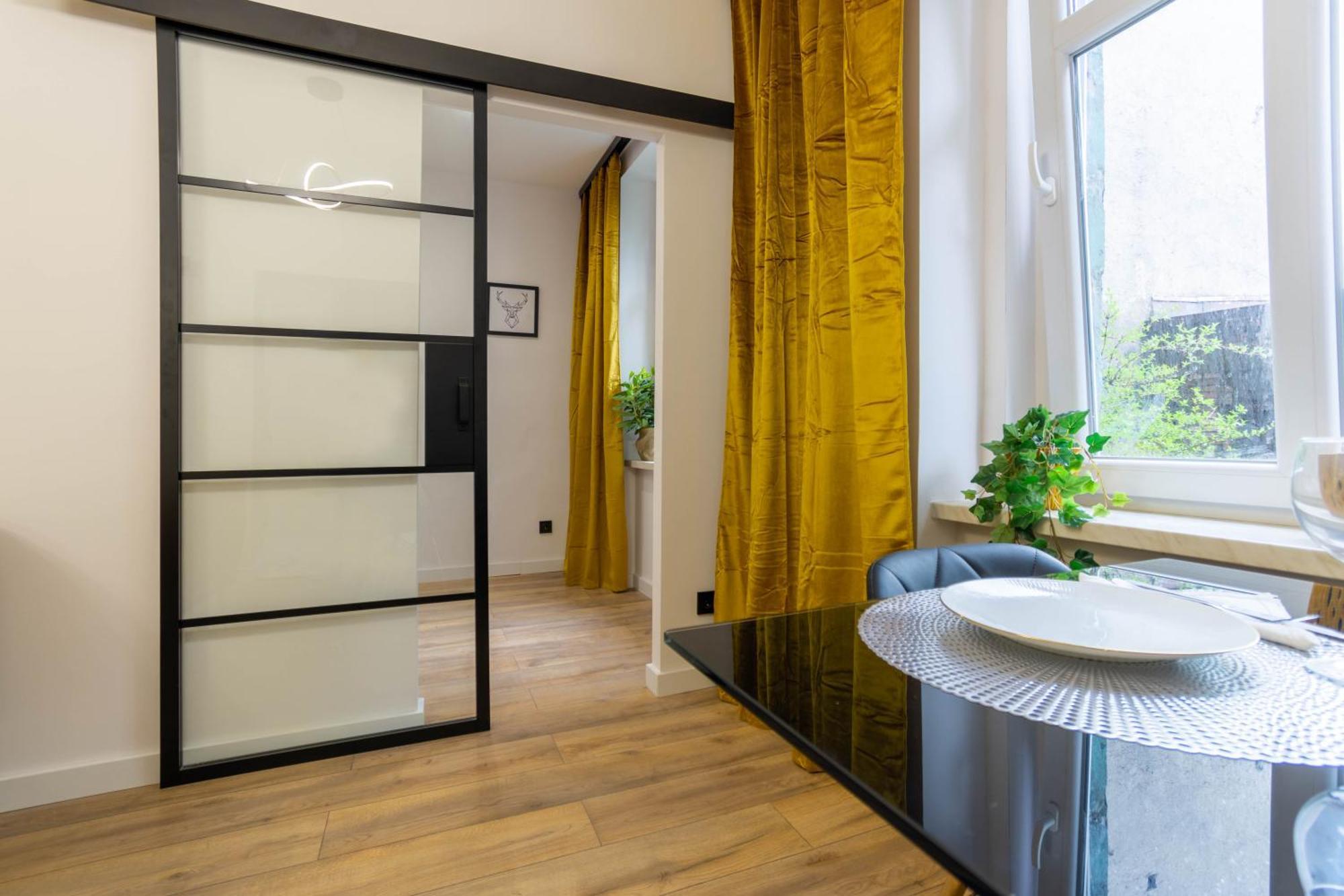 Апартаменты Klimatyczny Apartament Wroclawska Бытом Экстерьер фото